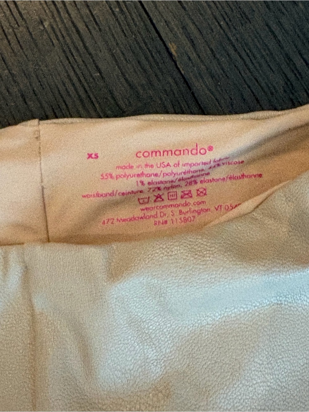 Commando Faux Leather Legging in LIMITED SAND SZ XS GREAT CONDITION - Picture 5 of 7
